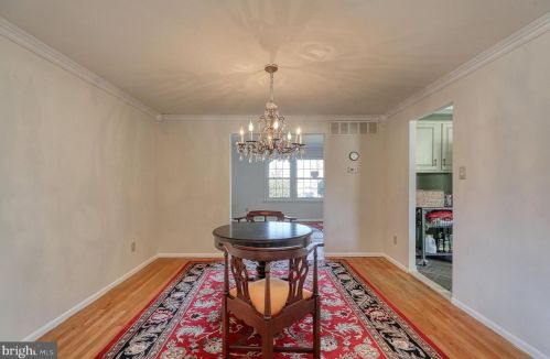 100 Acadia Dr, Riverton NJ 08077-3136 exterior