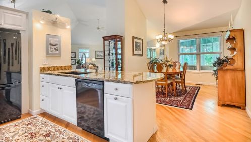 14 Foxcross Cir, Concord NH 03301-6920 exterior