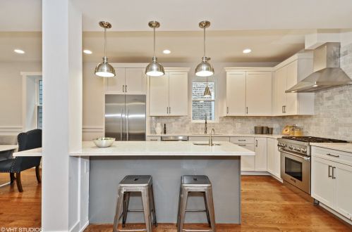 2317 Addison St, Chicago IL 60618-6042 exterior