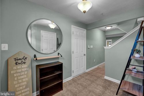 834 Blossom Dr, Hanover PA  17331-2073 exterior