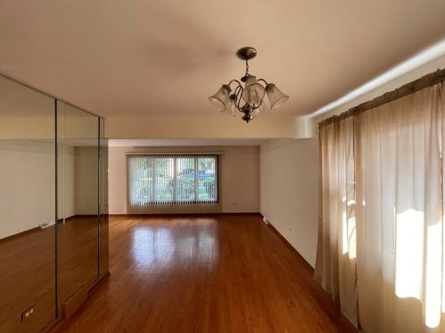 10628 Christiana Ave, Chicago IL 60655-2516 exterior