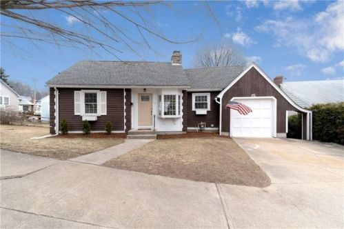 735 Mount Pleasant Ave, Providence, RI 02908-1815