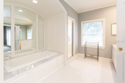 914 Alameda St, Orlando FL 32804-6903 exterior