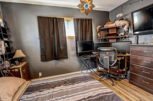 10341 Silver Spring Dr, Milwaukee WI 53209-5149 exterior