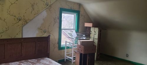 10438 Parnell Ave, Chicago, IL 60628-2434