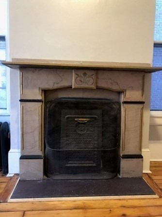 24 Mattoon St, Springfield MA 01105-1715 exterior