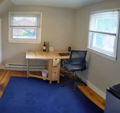 58 Charlesmount Ave, Quincy MA 02169-8121 exterior