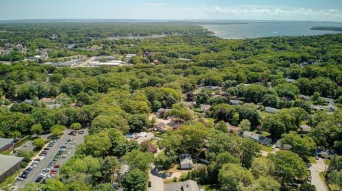 16 Duchess St, Warwick RI  02886-6813 exterior