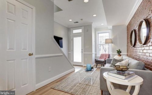 1010 W St, Washington DC  20001-4034 exterior