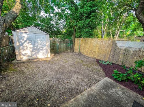 231 Adams St, Rockville MD 20850-2314 exterior