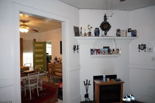 184 9th St, Newark NJ  07107-1489 exterior