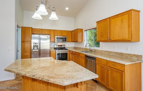 901 Desert Deer Pass, Green Valley AZ 85614-5530 exterior