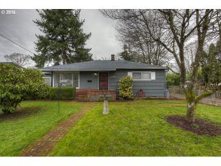 2106 112 Ave, Portland OR  97266-1704 exterior