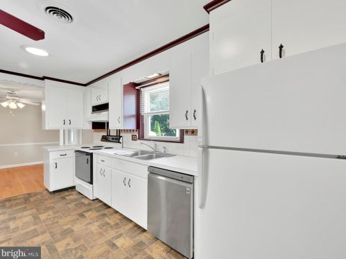 2180 Old Philadelphia Pike, Lancaster PA 17602-2633 exterior