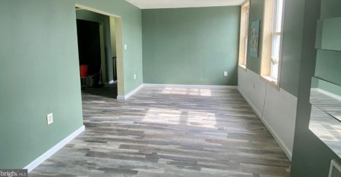 1924 4 St, Philadelphia PA 19122-2206 exterior