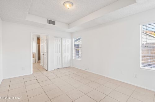 7209 Avenida Del Nopal, Tucson AZ  85746-7954 exterior