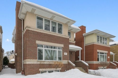 5038 Rutherford Ave, Chicago, IL 60656-3757
