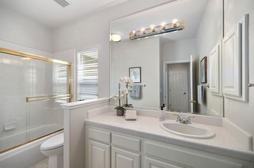 1258 Manning Dr, Folsom CA 95762-5845 exterior