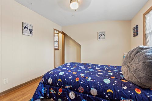 4730 81, Milwaukee WI 53220-4212 exterior