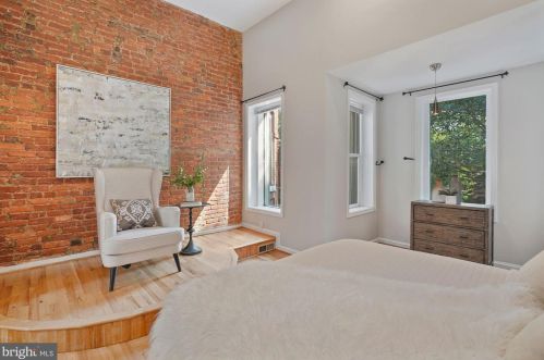 716 3 St, Washington DC 20001-2624 exterior