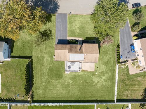 22 Arlene Dr, West Long Branch NJ 07764-1153 exterior