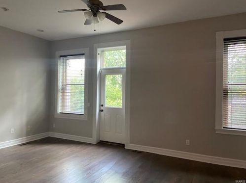 3667 Russell Ave, Saint Louis MO  63110 exterior