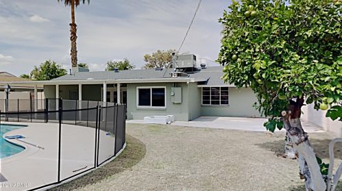 7819 17th Ave, Phoenix AZ  85021-7011 exterior