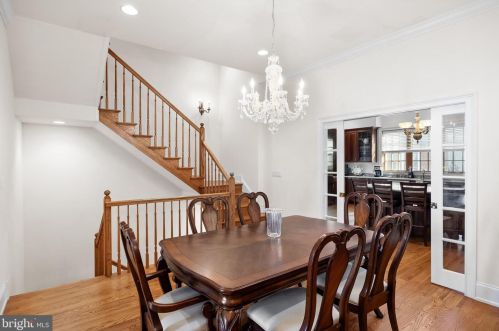 124 Bainbridge St, Philadelphia PA 19147-1866 exterior