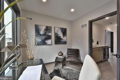 613 Bainbridge St, Philadelphia PA 19146-2413 exterior