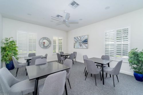 2250 Hawksridge Dr, Naples FL 34105-8544 exterior