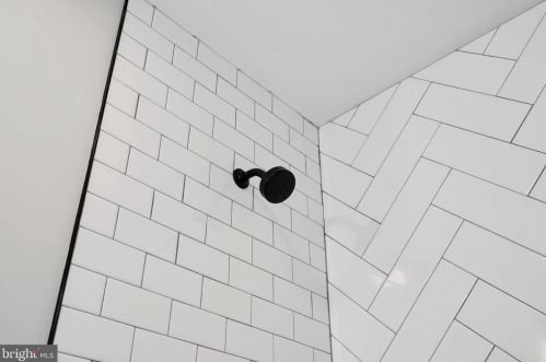 393 Hoover Ave, Berkeley Township NJ 08721-2866 exterior