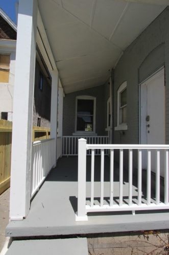 3825 California Ave, Pittsburgh PA 15212-1633 exterior