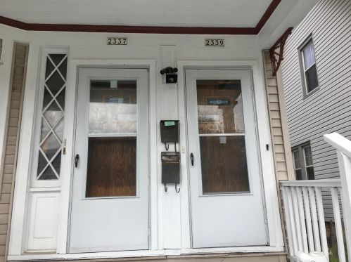 2337 Oakland Ave, Milwaukee, WI 53211-4323