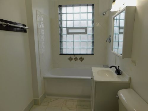 2404 Lyndale St, Chicago IL  60647-3111 exterior