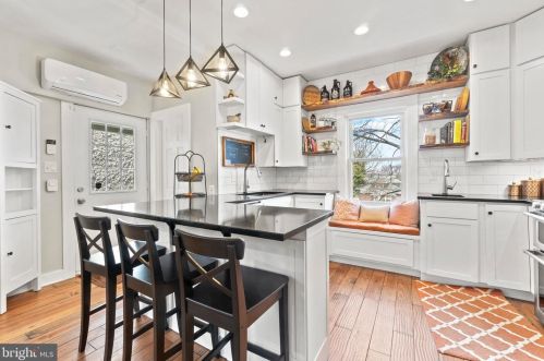 2010 Jackson St, Washington DC 20017-2954 exterior