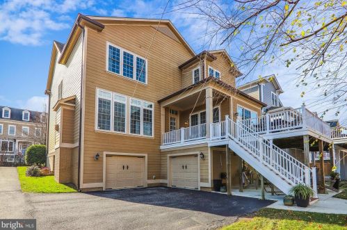 7741 Water St, Fulton MD 20759-2558 exterior