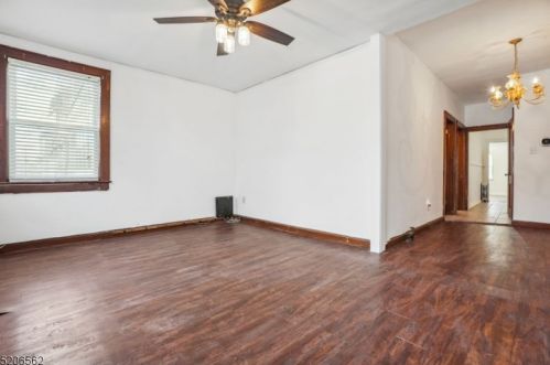 452 Myrtle Ave, Irvington NJ  07111-2767 exterior