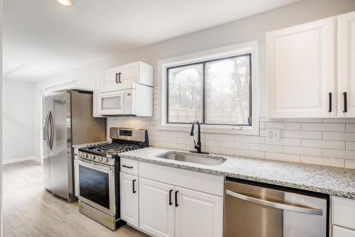 1535 Pne Log Pl, Austell GA 30168-5820 exterior