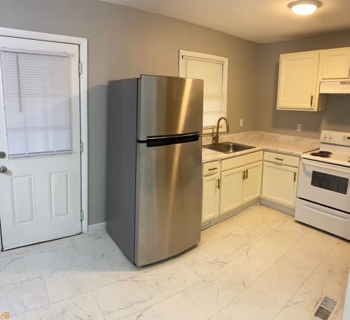 3615 Adkins Rd, Atlanta GA  30331-1407 exterior