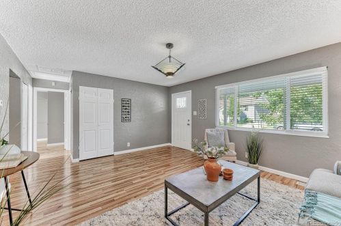 5537 Sable St, Denver CO  80239-3857 exterior