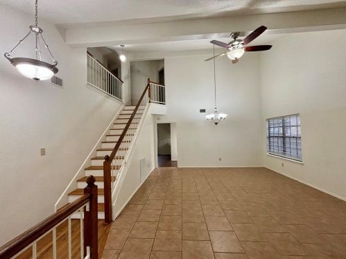 12303 Beartrap Ln, Austin TX  78729-7301 exterior