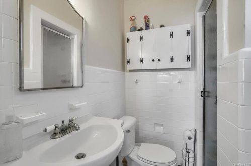 145 Wallace Ave, Mount Vernon NY 10552-3259 exterior