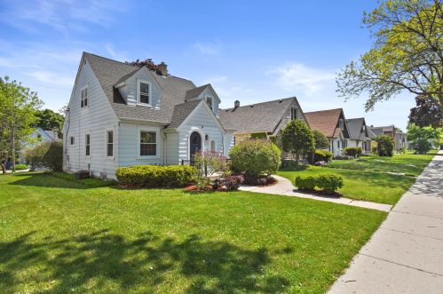 3602 56th St, Milwaukee WI  53220-1431 exterior