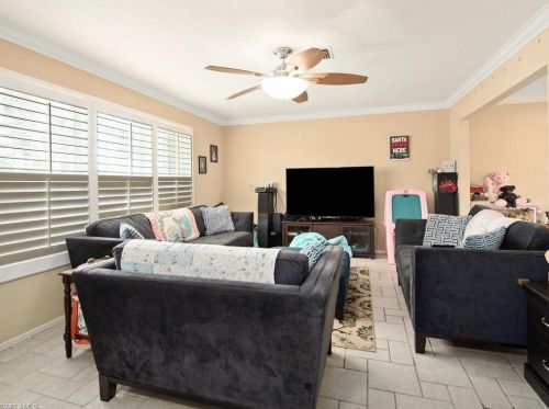 241 Dent Dr, Naples FL 34112-5255 exterior