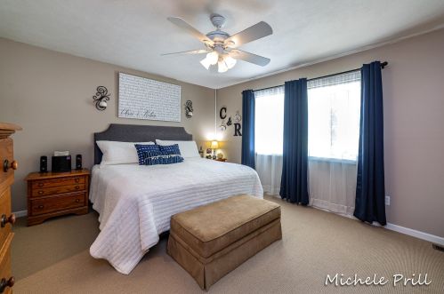 6215 Eagle Rdg Dr, Kalamazoo MI 49004-9627 exterior