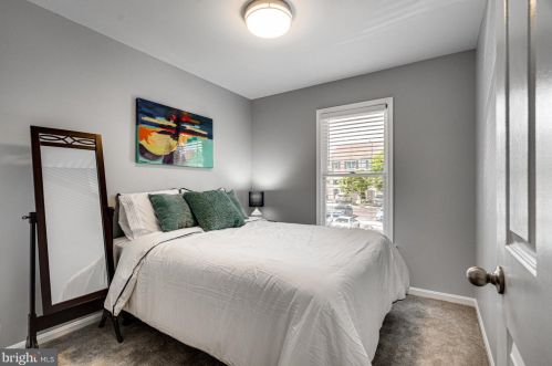 5319 Buxton Ct, Alexandria VA 22315-4760 exterior