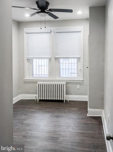 2241 Dickinson St, Philadelphia PA  19146-4204 exterior