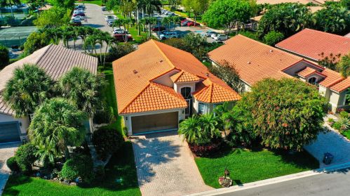 6590 Maybrook Rd, Boynton Beach, FL 33437-6409