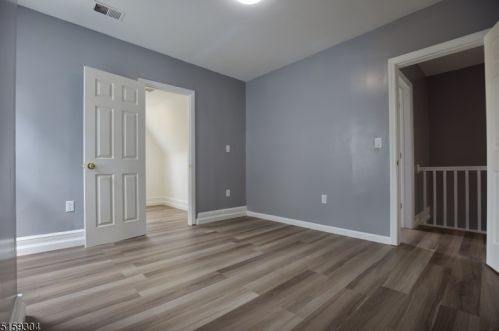 52 Myrtle Ave, Irvington NJ 07111-3338 exterior