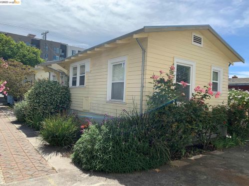 1504 10th St, Berkeley CA 94710-2326 exterior